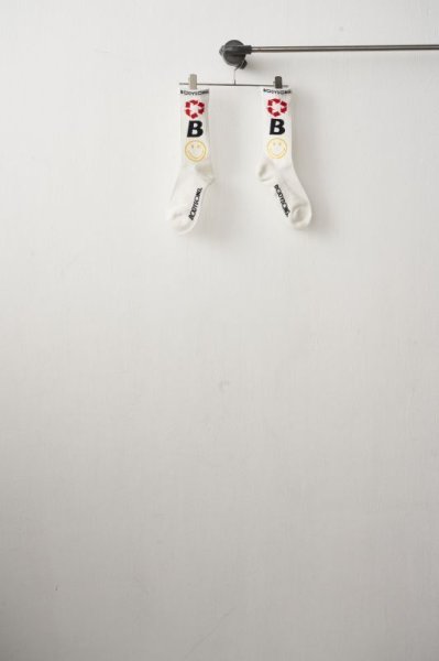 画像1: BODYSONG. SOCKS!!! Smile WH (1)