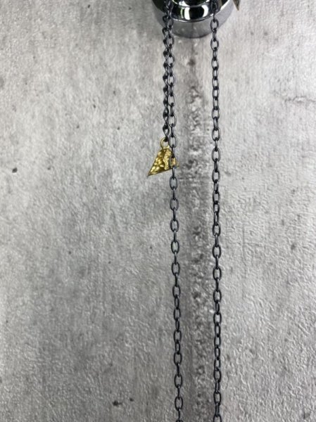 画像6: DECOvienya　窓辺の攻防ペンダント　ブラック (6)