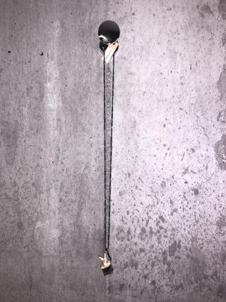 画像4: DECOvienya　ウサギと肉屋ペンダント　ホワイト (4)