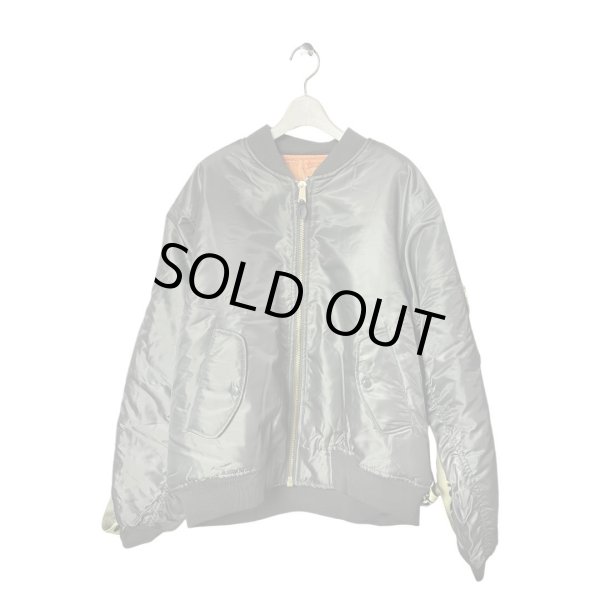 画像2: beauty:beast　LOGO TAPE RE-MAKE BOMBER JACKET　KHAKI (2)