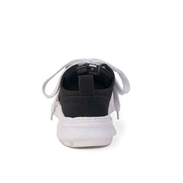 画像3: beauty:beast　ROLL-TONGUE STAINING SHOES feat. Maison MIHARA YASUHIRO (LOW CUT) / BLACK×WHITE (3)