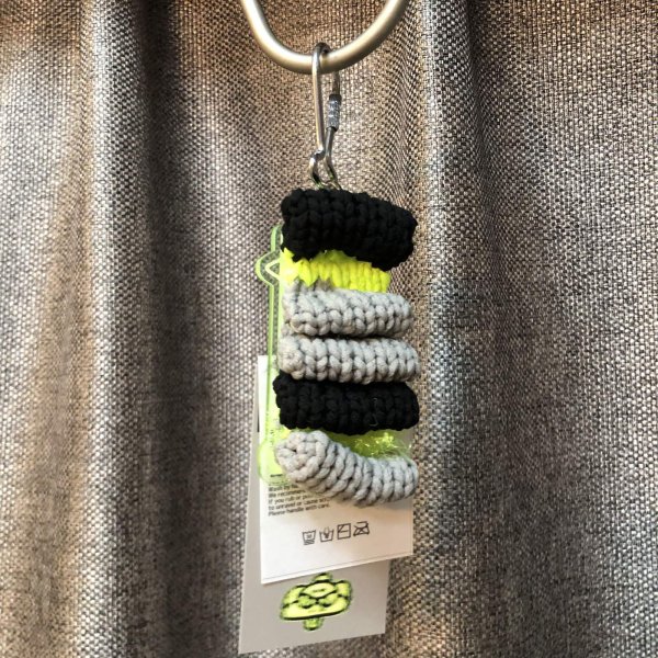 画像2: TA2YUKI  Acrylic knit key chain (2)