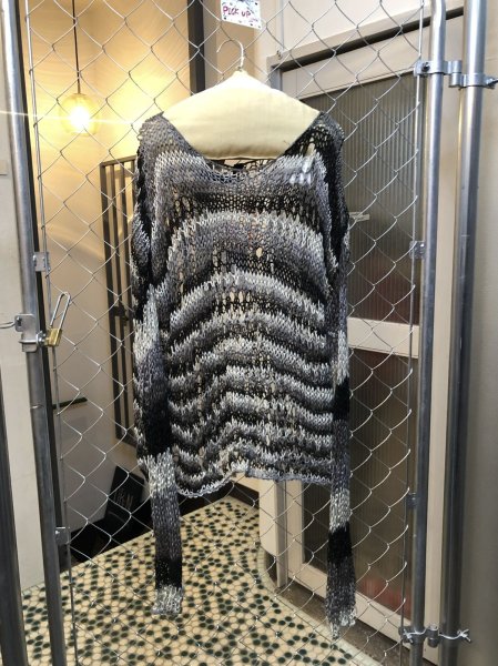 画像1: はやとちり/ラッキー大吉  グラデーションニット　黒 (1)