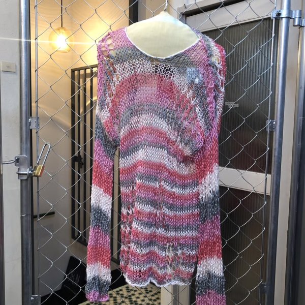 画像1: はやとちり/ラッキー大吉  グラデーションニット　ピンク (1)