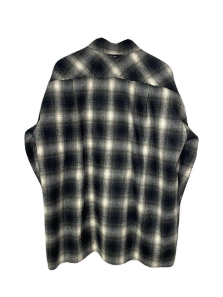 画像2: emary About α Girl check shirt   WhiteBlack (2)