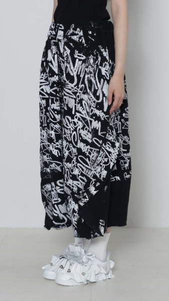 画像3: BASE MARK ShimeonFarra×Frill Half Sweat Pants BLACK (3)