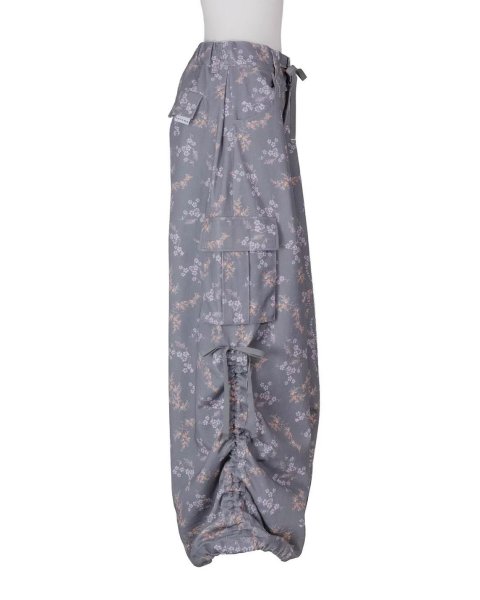 画像2: rurumu: drawstring rhinestone cargo pants gray (2)