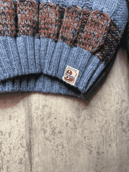 画像4: LIBRIO MENDONÇA  KNIT BORDER CABLE TOP  BLUE (4)